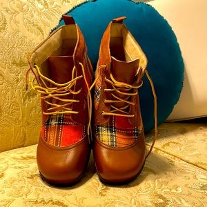 Alegria Leather Boots by PGLite. Size 41.